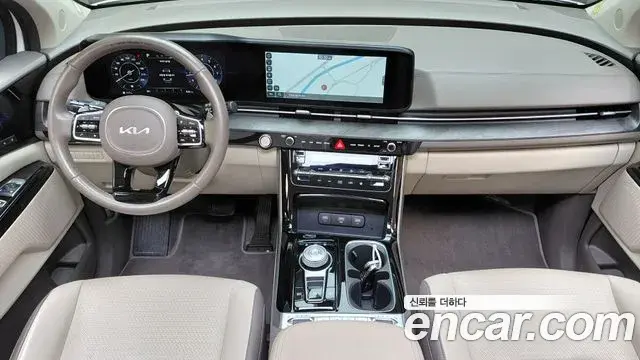 Kia Carnival 2023 — Photo 23/32