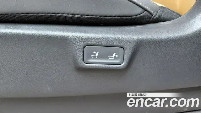 Kia Carnival 2023 — Şəkil 19/32