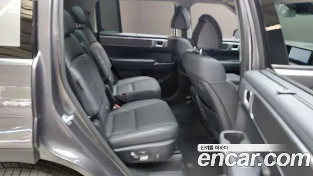 Hyundai Santa Fe 2023 — Фото 11/20