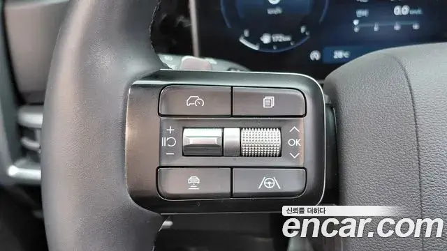 Hyundai Santa Fe 2023 — Фото 15/20