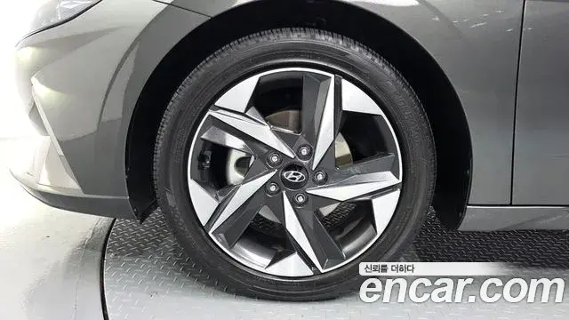 Hyundai Avante 2021 — Фото 4/20