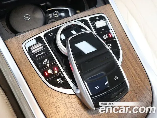 Mercedes-Benz G-Class 2023 — Фото 8/20