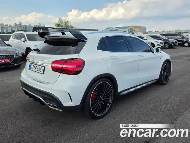 Mercedes-Benz GLA-Class 2019 — Фото 3/20