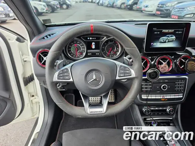 Mercedes-Benz GLA-Class 2019 — Фото 7/20