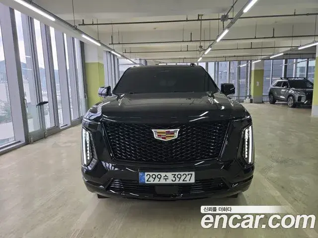 Cadillac Escalade 2026 — Photo 13/17