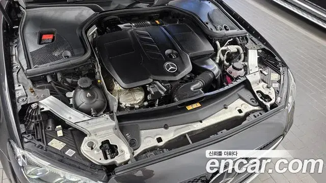 Mercedes-Benz E-Class 2022 — Фото 6/20