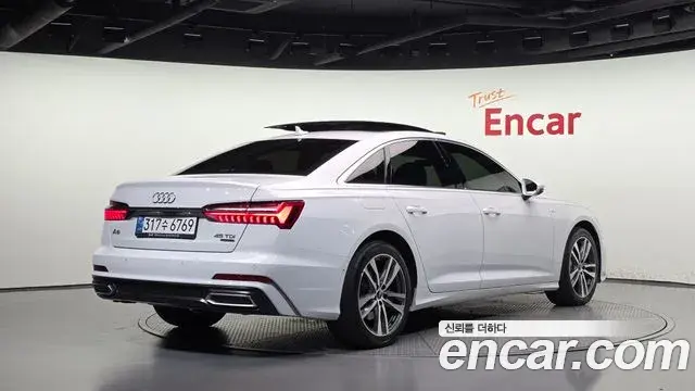 Audi A6 2021 — ფოტო 2/20
