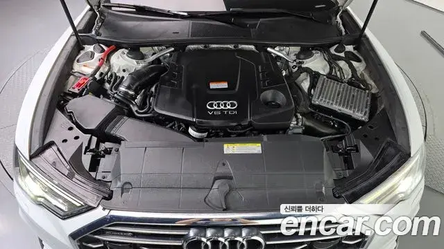 Audi A6 2021 — ფოტო 6/20