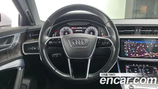 Audi A6 2021 — ფოტო 13/20