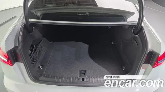 Audi A6 2021 — ფოტო 20/20