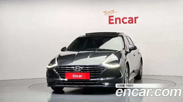 Hyundai Sonata 2019 — Фото 3/20