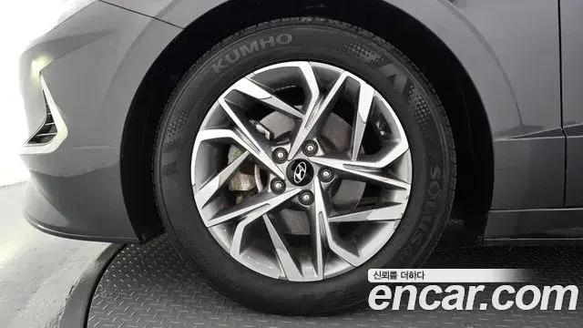 Hyundai Sonata 2019 — Фото 5/20