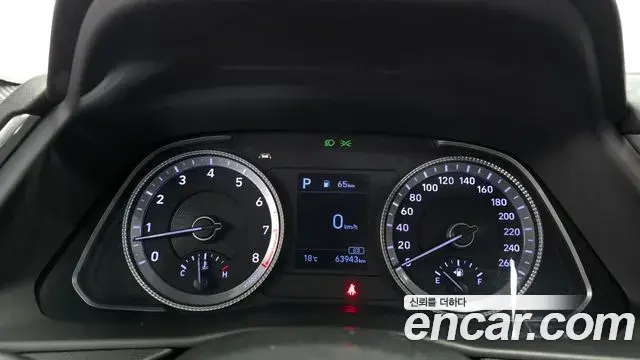 Hyundai Sonata 2019 — Фото 8/20