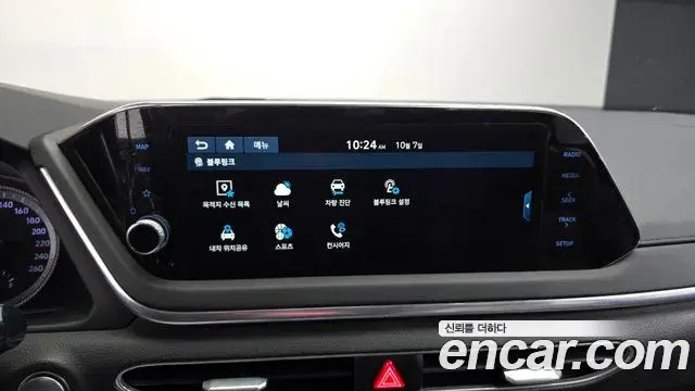 Hyundai Sonata 2019 — Фото 19/20