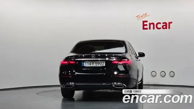 Mercedes-Benz E-Class 2022 — Şəkil 4/20
