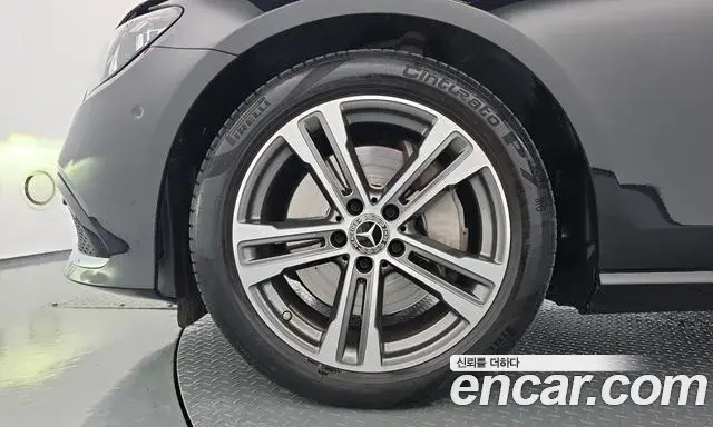 Mercedes-Benz E-Class 2022 — Şəkil 5/20