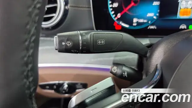 Mercedes-Benz E-Class 2022 — Şəkil 16/20