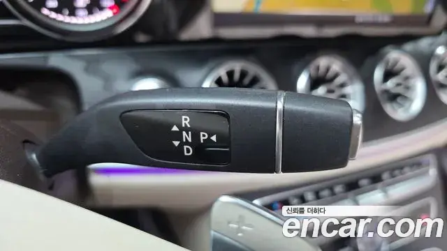 Mercedes-Benz E-Class 2018 — Фото 9/20