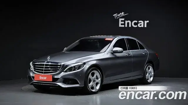 Mercedes-Benz C-Class 2018 — Фото 11/20