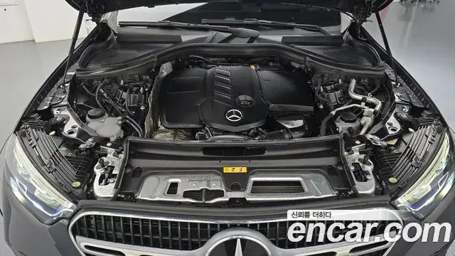 Mercedes-Benz GLC-Class 2023 — Фото 6/20