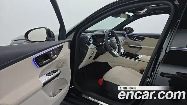 Mercedes-Benz GLC-Class 2026 — Фото 10/20