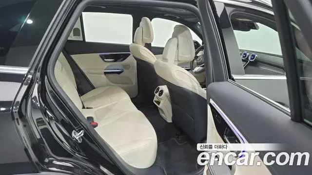 Mercedes-Benz GLC-Class 2026 — Фото 11/20