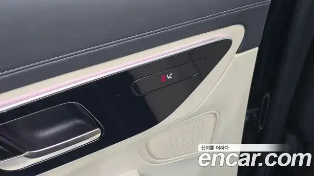 Mercedes-Benz GLC-Class 2026 — Фото 20/20