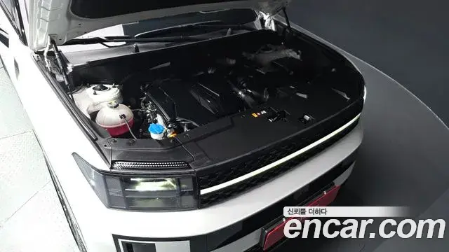 Hyundai Santa Fe 2023 — Photo 6/20