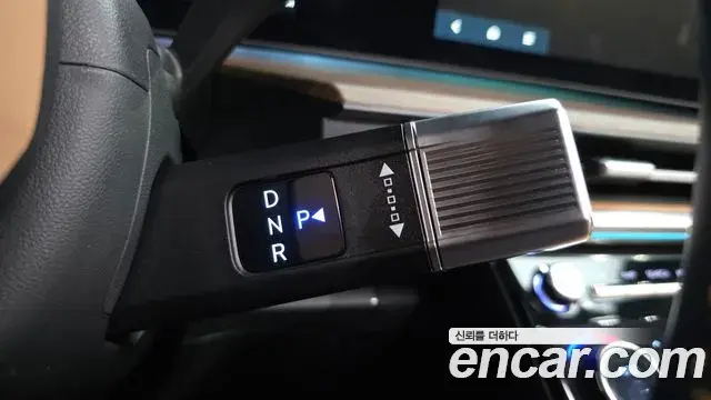 Hyundai Santa Fe 2023 — Photo 9/20