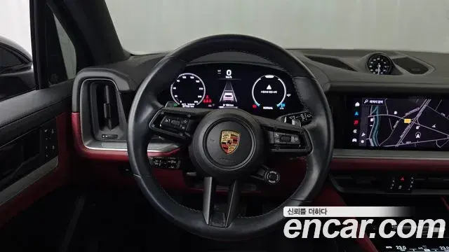 Porsche Cayenne 2023 — Фото 12/20
