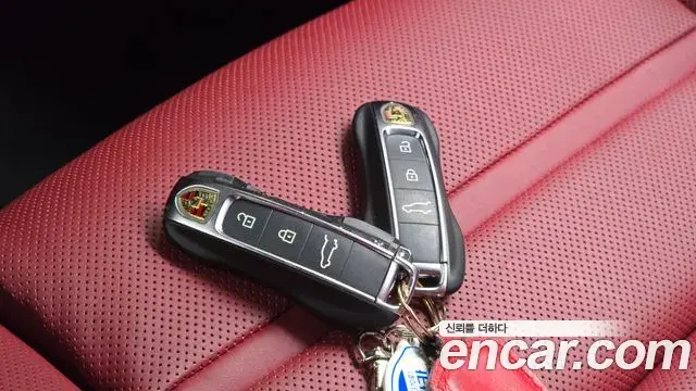 Porsche Cayenne 2023 — Фото 14/20