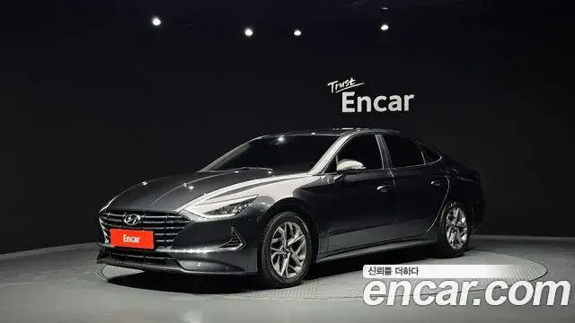 Hyundai Sonata 2022 — Фото 1/20