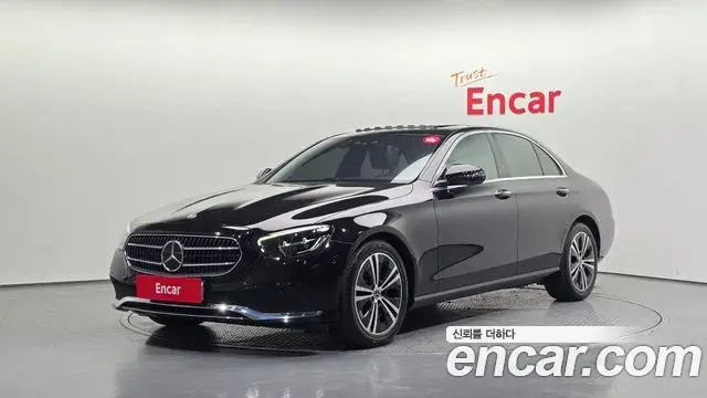 Mercedes-Benz E-Class 2021 — Фото 1/20