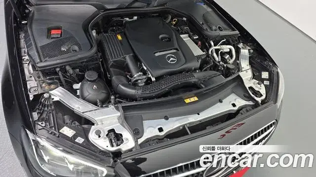 Mercedes-Benz E-Class 2021 — Фото 6/20