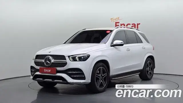 Mercedes-Benz GLE-Class 2019 — Фото 1/20