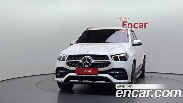 Mercedes-Benz GLE-Class 2019 — Фото 3/20