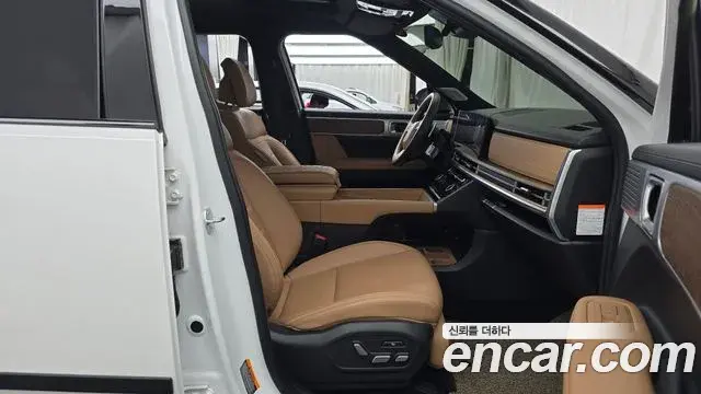 Hyundai Santa Fe 2023 — Фото 11/20