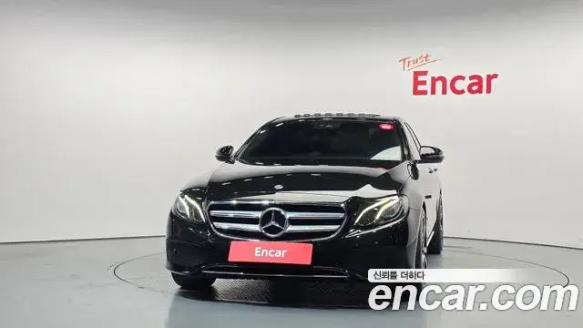 Mercedes-Benz E-Class 2018 — Фото 3/20