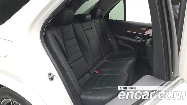 Mercedes-Benz GLE-Class 2021 — Фото 12/20
