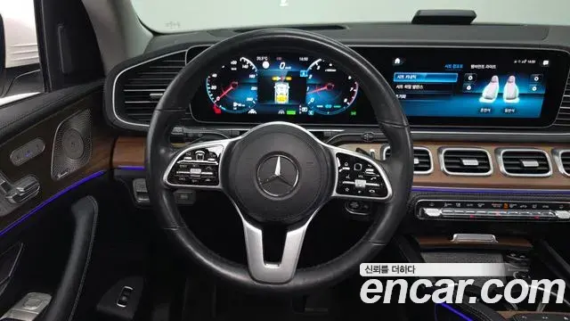 Mercedes-Benz GLE-Class 2021 — Фото 14/20