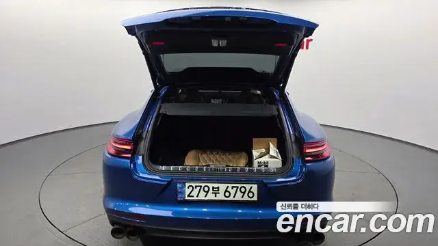 Porsche Panamera 2018 — Фото 20/20
