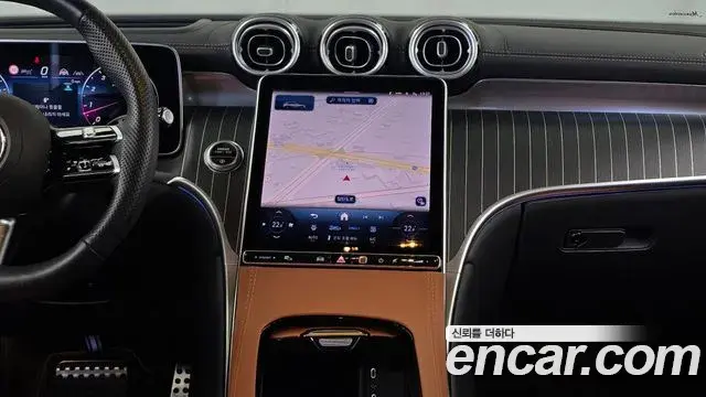 Mercedes-Benz GLC-Class 2025 — Фото 14/20