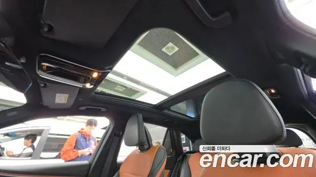 Mercedes-Benz GLC-Class 2025 — Фото 18/20