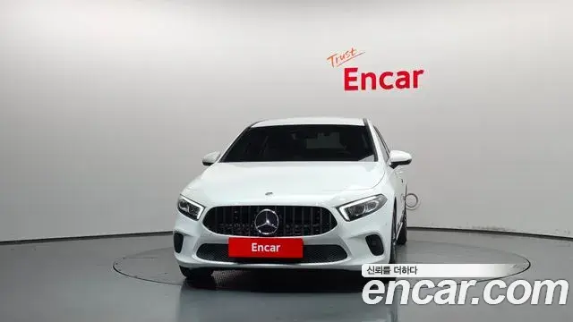Mercedes-Benz A-Class 2021 — Фото 3/20