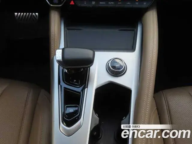Renault Samsung Grand Koleos 2025 — Photo 13/20