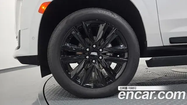 Cadillac Escalade 2024 — Şəkil 10/35