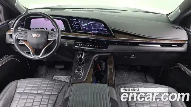 Cadillac Escalade 2024 — Şəkil 32/35