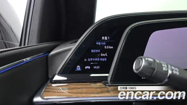 Cadillac Escalade 2024 — Şəkil 13/35