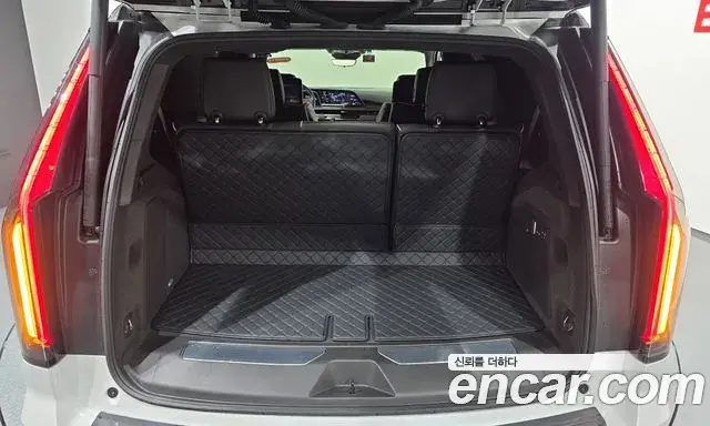 Cadillac Escalade 2024 — Şəkil 17/35