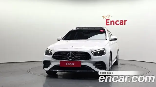 Mercedes-Benz E-Class 2021 — Фото 3/20